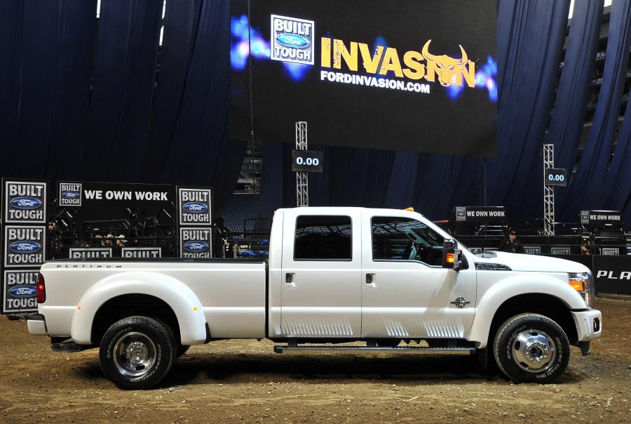  Ford F-250 Super Duty Platinum 2013 года  (фото 37 из 38)